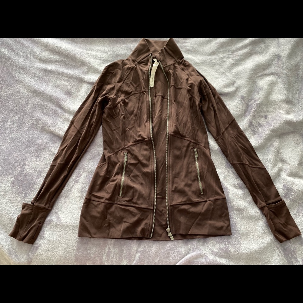 Lululemon Size 6 Plum/Burgandy Fitted Jacket